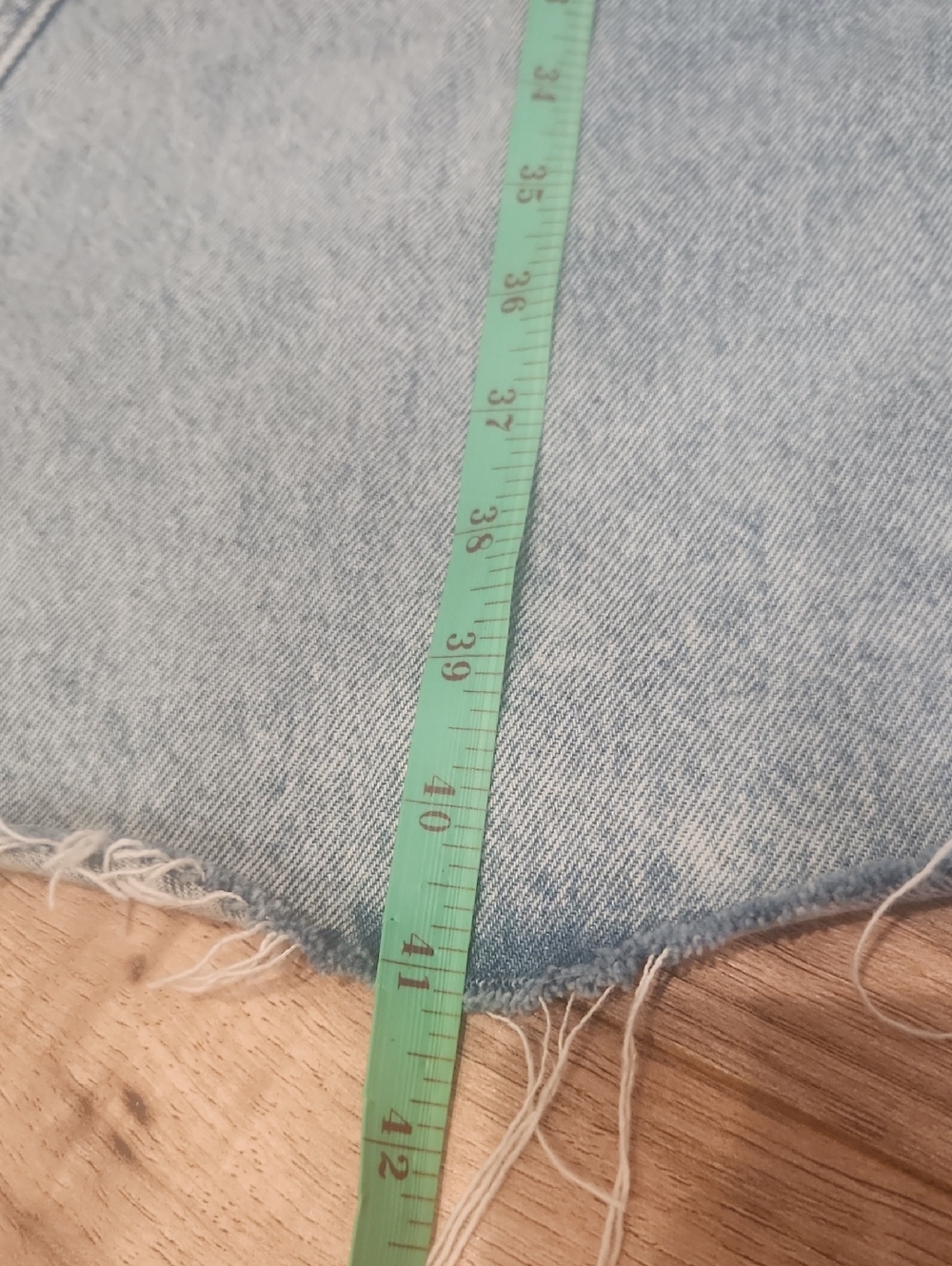 Levi's Light Blue Denim Maxi Skirt Button Fly Raw Hem - Picture 10 of 13